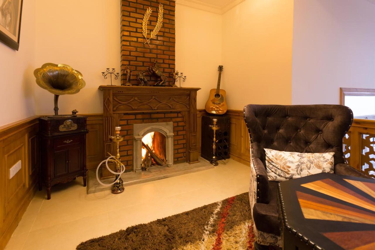 C I Residence Нувара-Элия Экстерьер фото